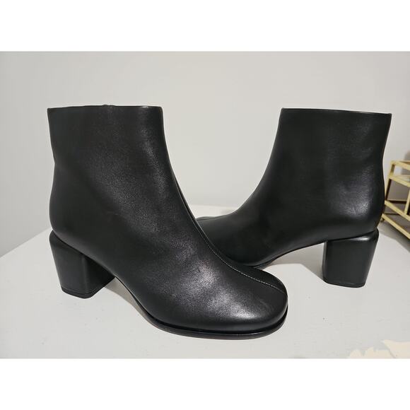 Vince Leather Boots Womens 6 Black Square Toe Block Heel Elevated Elegant - Picture 15 of 16